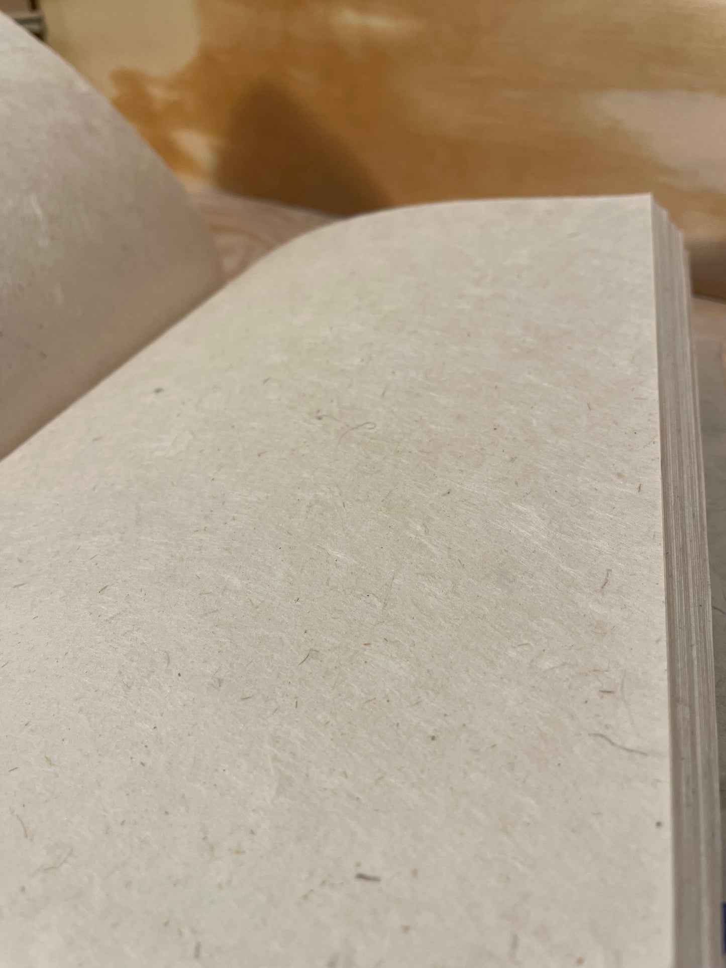 Håndlaget Ekata notatbok med hardcover A5 og A4