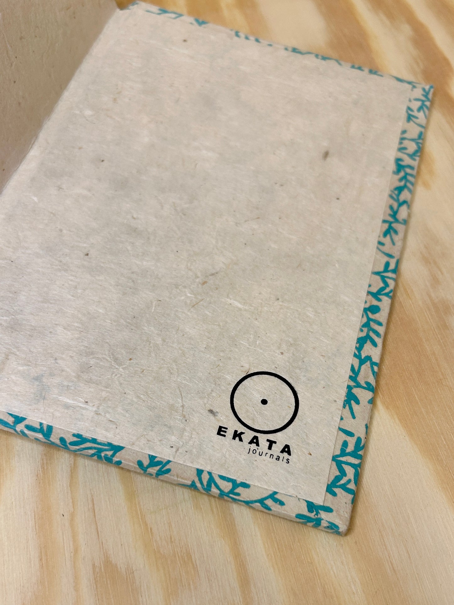 Håndlaget Ekata notatbok hardcover A5 med motiver