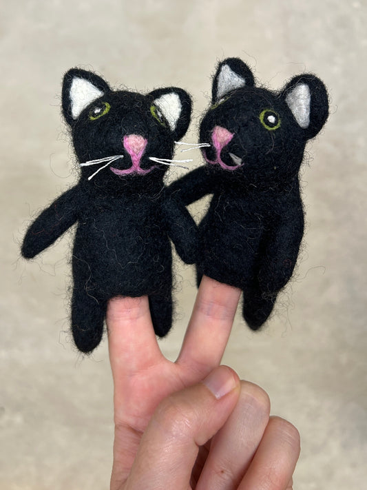 Fingerdukke katt (svart)