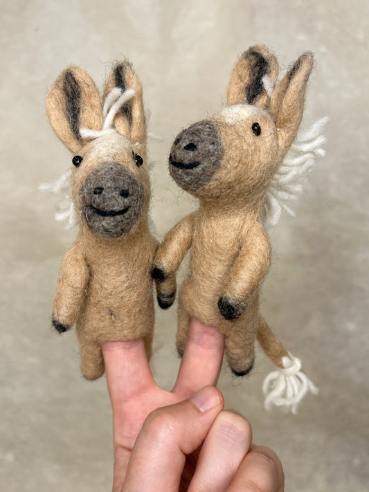 Fingerdukke hest (lys brun)
