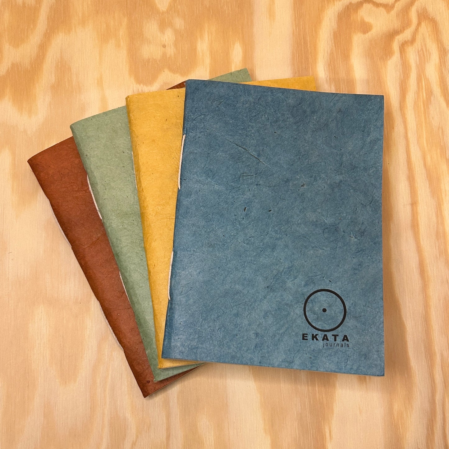 Håndlaget Ekata notatbok softcover A3, A4, A5 og A6