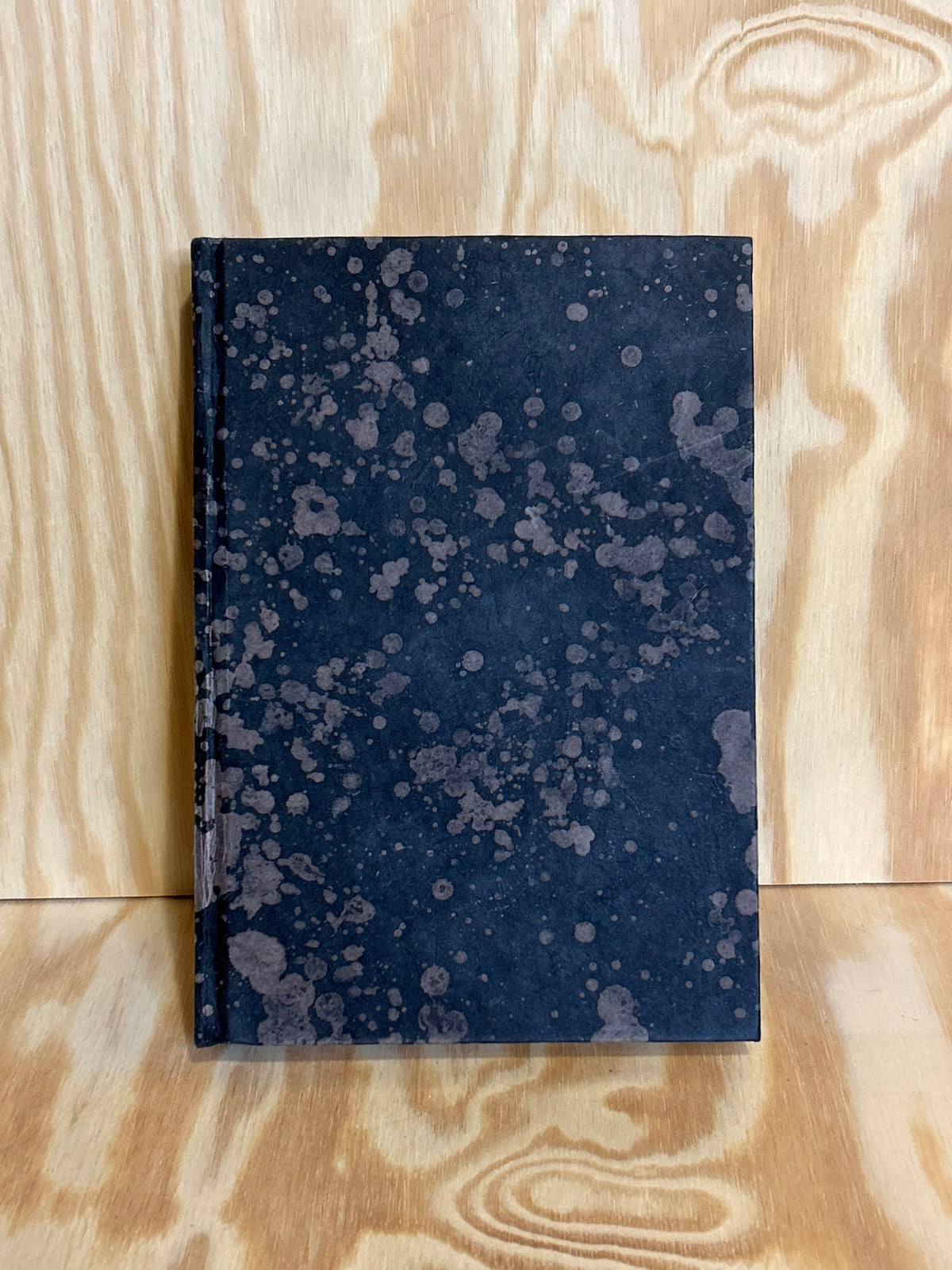 Håndlaget Ekata notatbok hardcover A5 med motiver